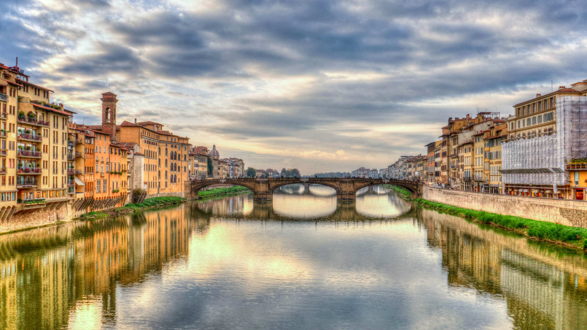 Connecting Florence