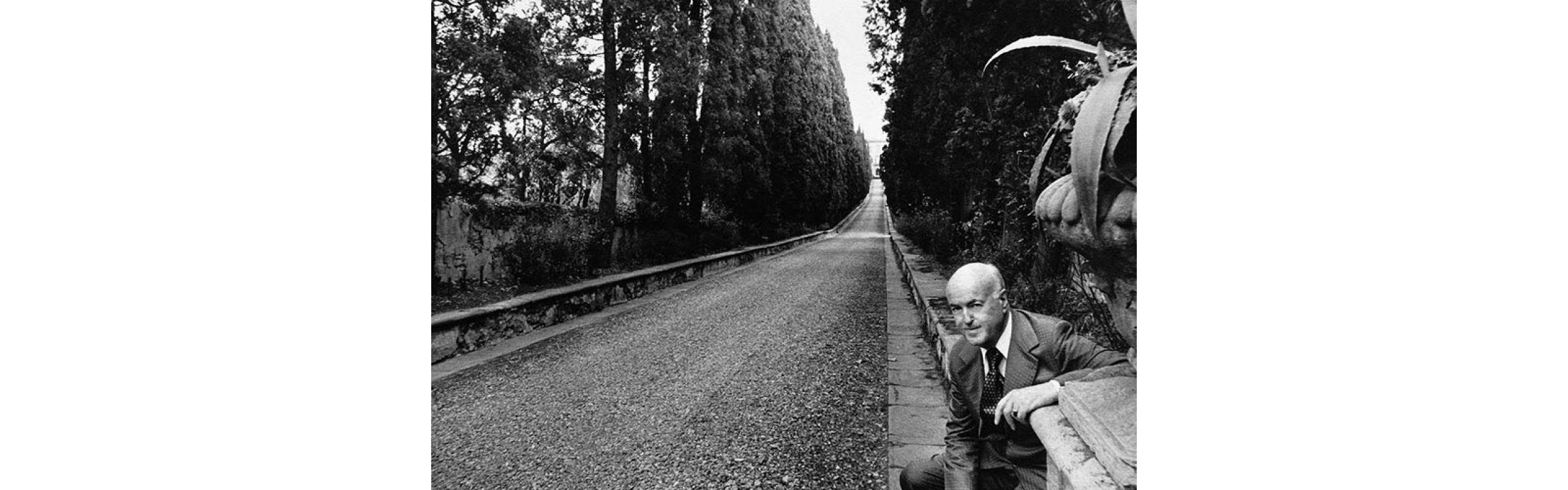 The Acton-Mitchell Family at Villa La Pietra: Writing, Collecting, and Gardening